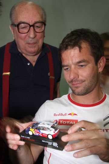 2010 - 16 Porto Road Show 2010